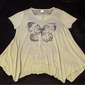 Women's XL Faded Glory Sparkling Butterfly Print Top with Lace Accents